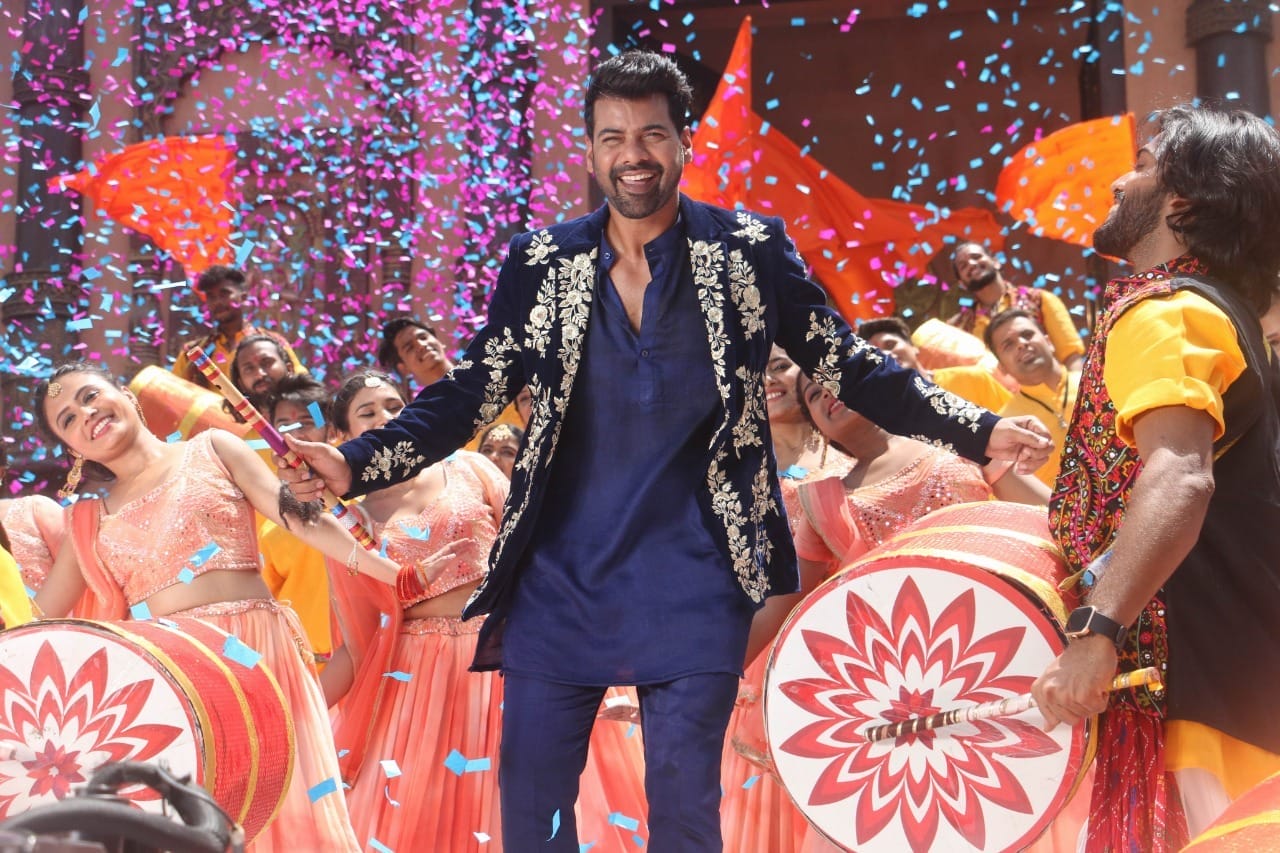 Радха мохан. Радха мохан. Нихарика радха мохан. Радха мохан. Пьяр ка пехла наам: радха мохан.