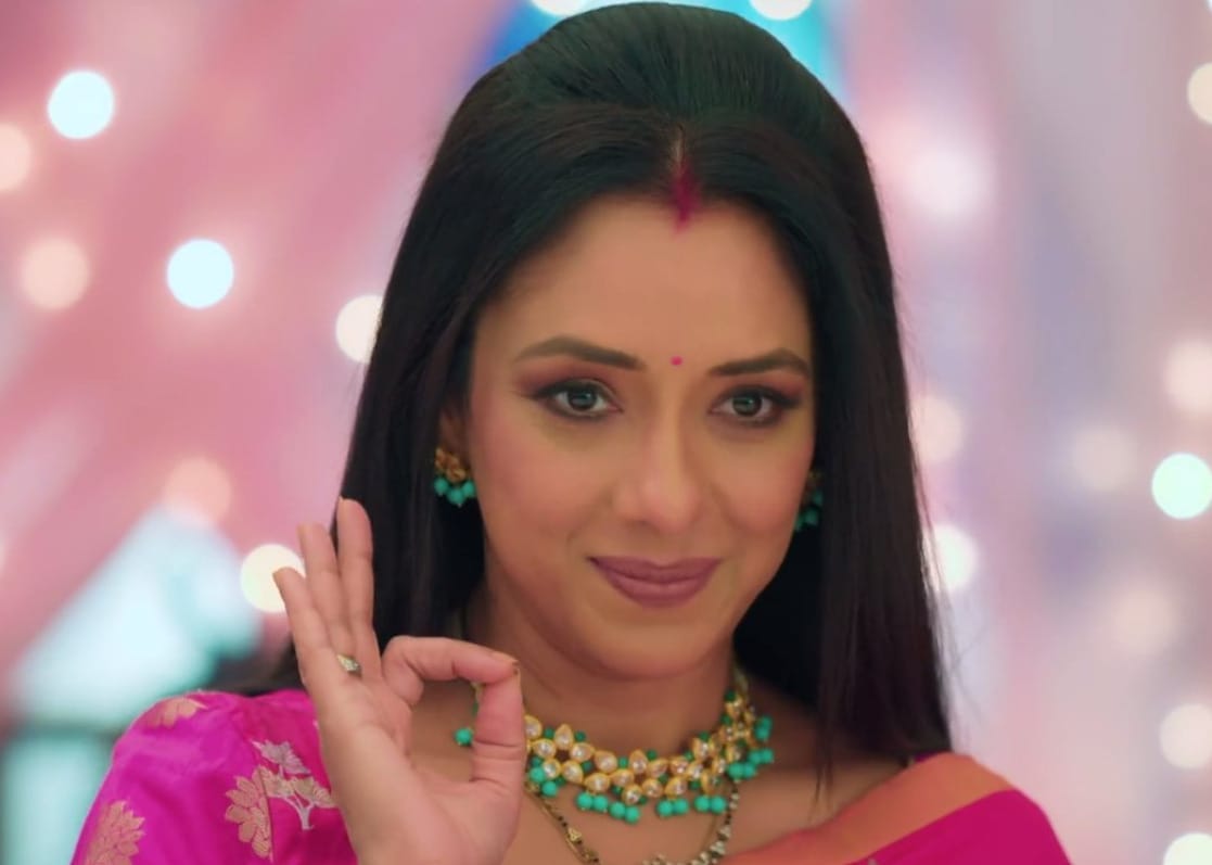 Anupama 17th December 2023 Written Update Anupama cuts off completely